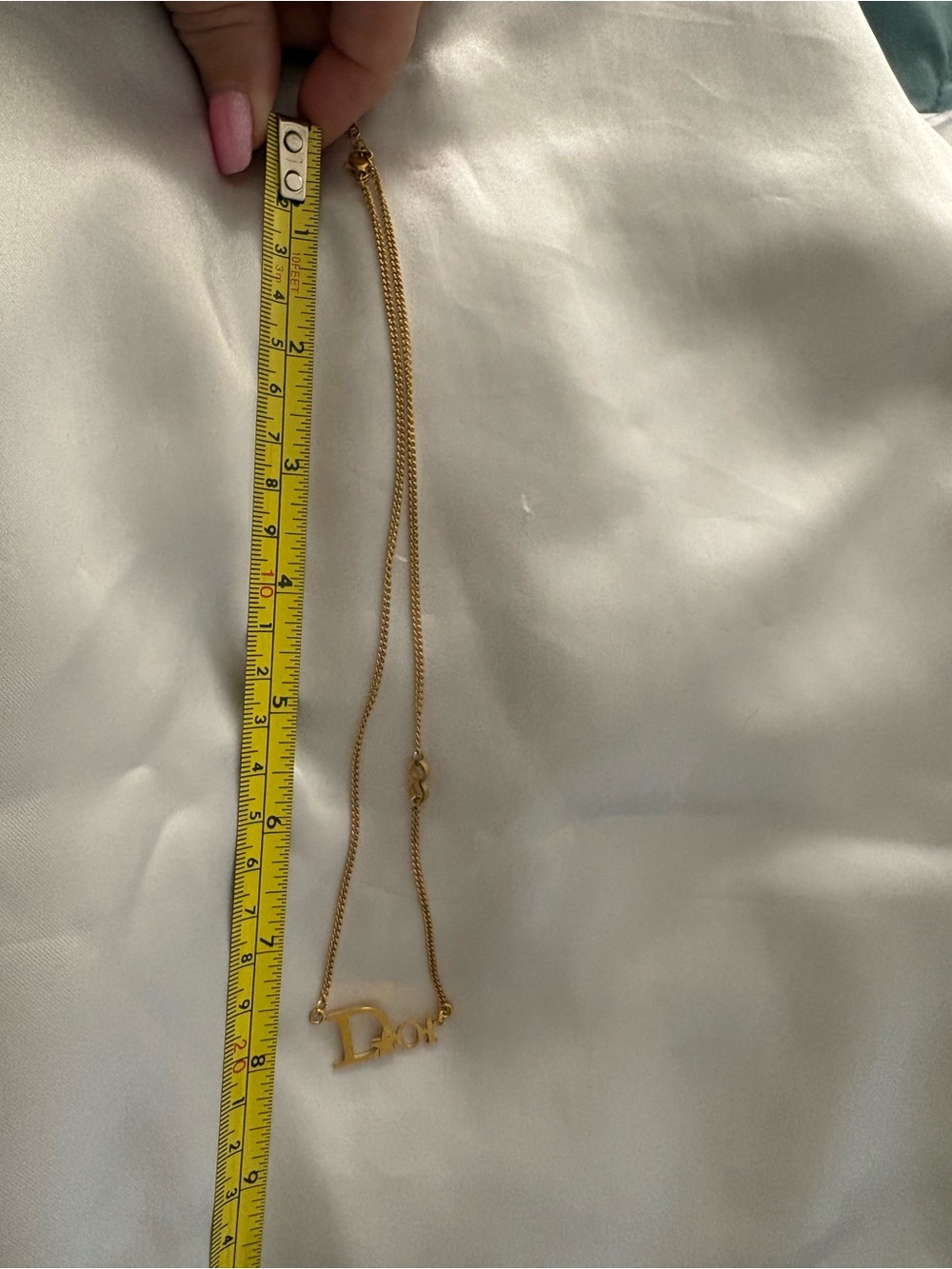 Gold Tone Star Logo Stainless Steel Fashion Necklace 16” + 2” Extender - Picture 3 of 6